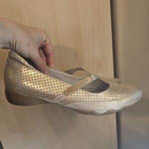 Kenneth Cole reaction Gold Leather Adjustable Slip On Loafers shoes 9,5